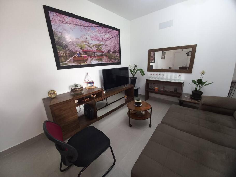 Lindo E Aconchegante Apartamento